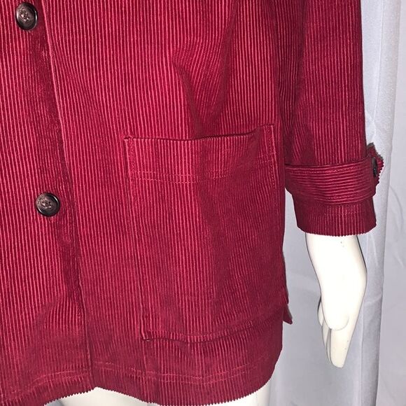 VGT corduroy button-down jacket. Size medium - Picture 4 of 10
